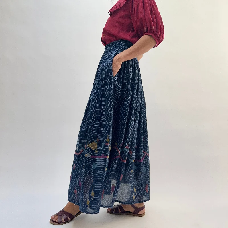 DVAA | Skirt in Dark Blue Libby Weave flowy skirt hem